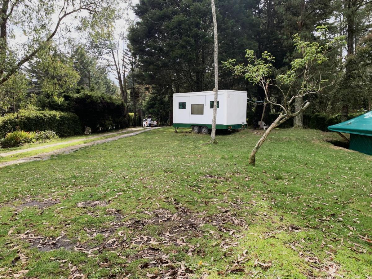 Al Bosque Hostel & Glamping ซานตาเอเลนา ภายนอก รูปภาพ