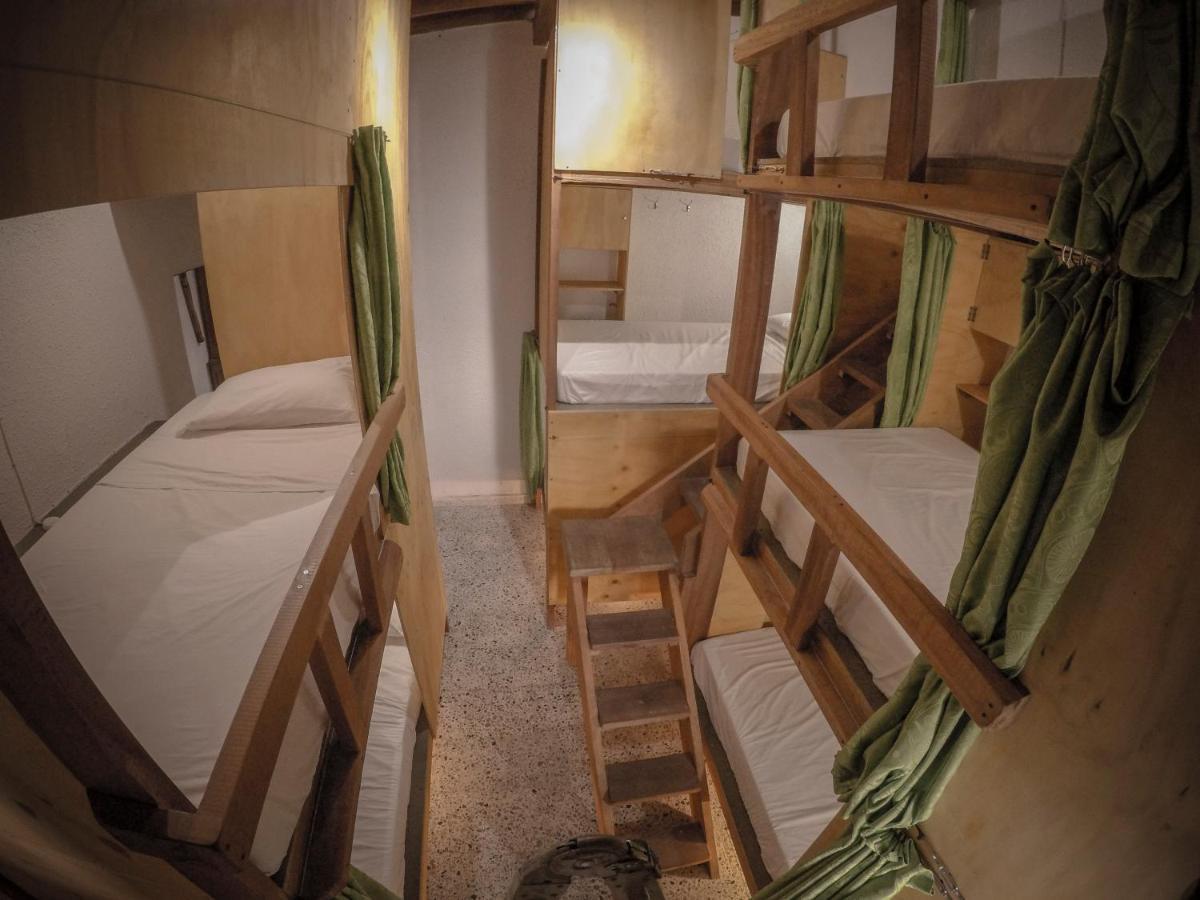 Al Bosque Hostel & Glamping ซานตาเอเลนา ภายนอก รูปภาพ