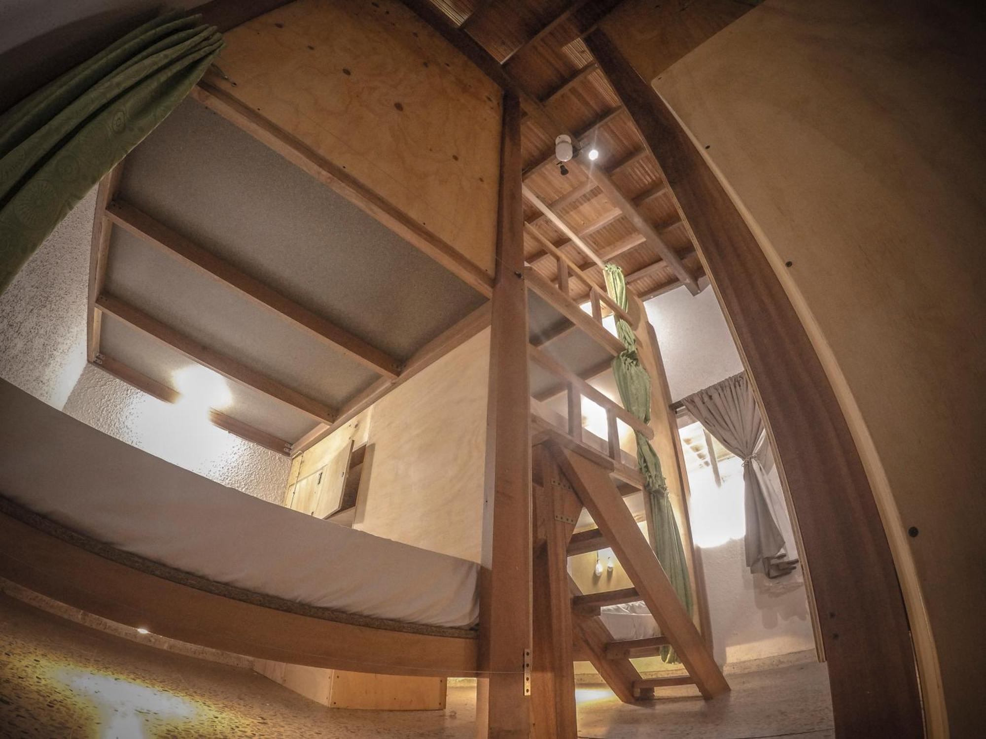 Al Bosque Hostel & Glamping ซานตาเอเลนา ภายนอก รูปภาพ