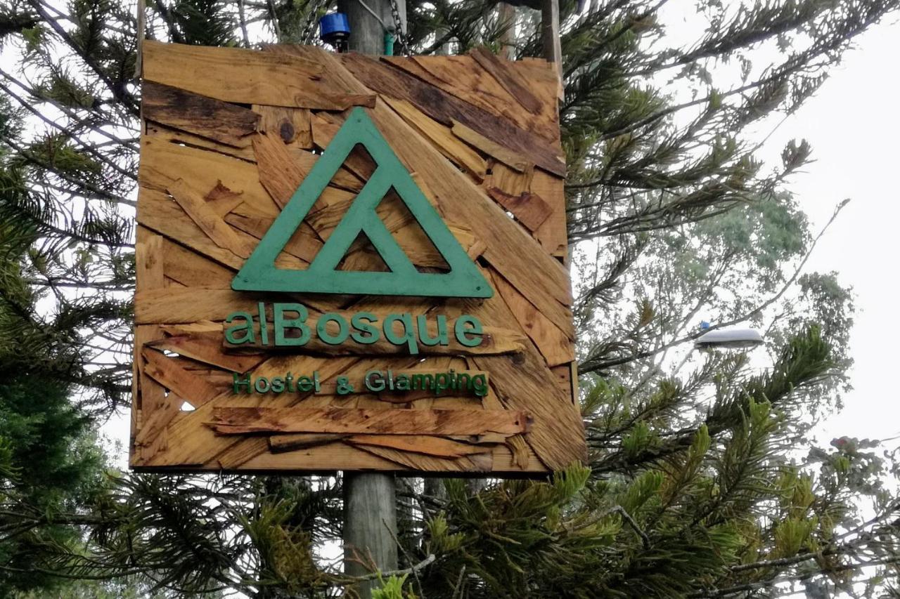 Al Bosque Hostel & Glamping ซานตาเอเลนา ภายนอก รูปภาพ